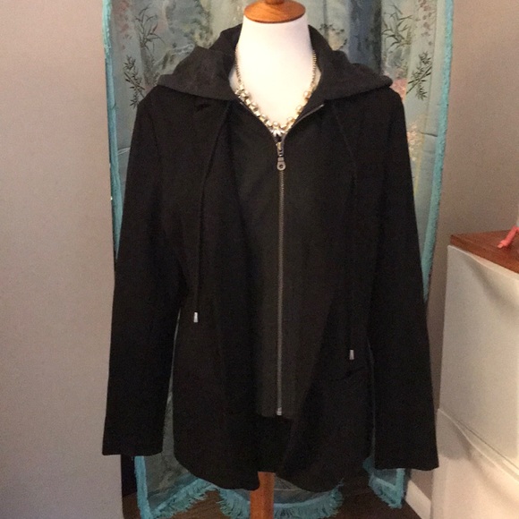 πHPπ Wantable Blazer with removable hood/zipper - Picture 2 of 7
